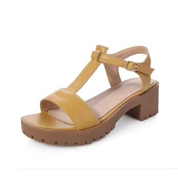 2016 zomer vrouwen schoenen Hasp Vierkante hak platforms Effen kleur Effen kleur Metalen decoratie Zachte lederen open sandalen T1224