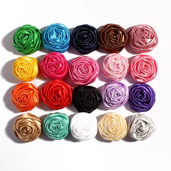 30 stks/partij 5 cm 20 kleuren Pasgeboren Handgemaakte Gerold Soft Satin Rose Bloemen Artifcial Effen DIY Stof Bloemen Voor Kids hoofdbanden