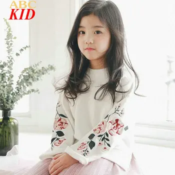 Lente 2017 Meisjes Sweatshirt Lange Mouwen Borduren Bloemen Kids Wit Navy Koreaanse Shirts Tops Meisje Side Split Shirts KD616
